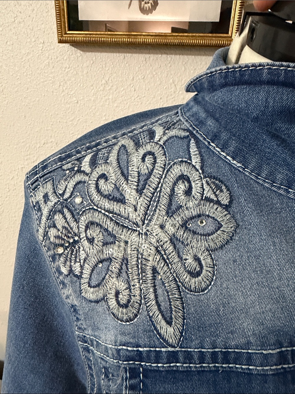 Embroidered Shoulder Blue Denim Jean Jacket - Women's Casual Jacket - Picture 3 of 5